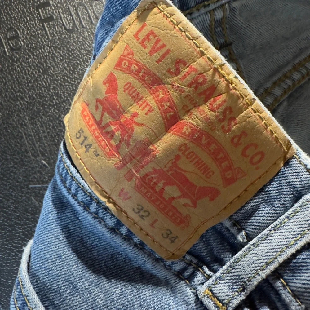 Levi's 514 Straight Fit Jeans Mens 32x34 Blue Medium Wash Streetwear Casual